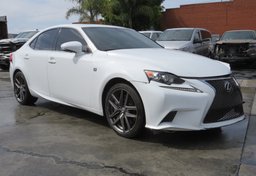 2015 Lexus IS 350 - Image 3
