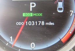 2015 Lexus IS 350 - Image 34