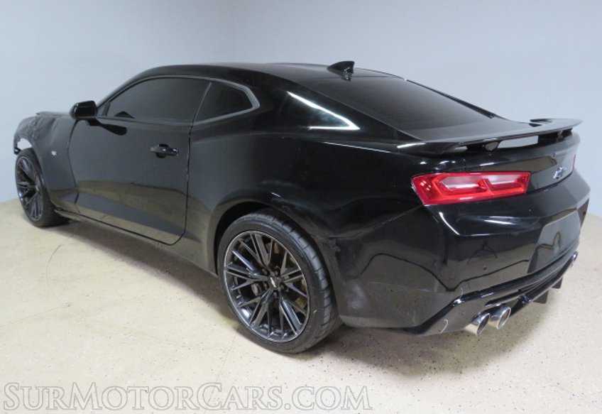 2016 Chevrolet Camaro - Image 8