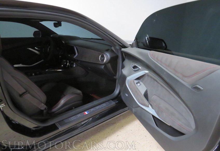 2016 Chevrolet Camaro - Image 21