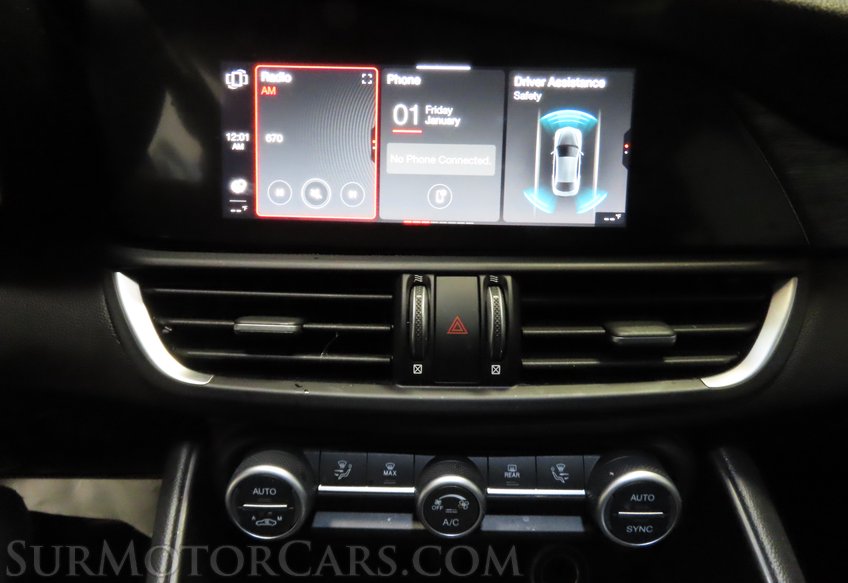 2020 Alfa Romeo Giulia SPORT - Image 37