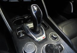 2020 Alfa Romeo Giulia SPORT - Image 35