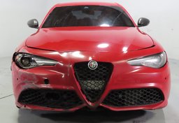 2020 Alfa Romeo Giulia SPORT - Image 11