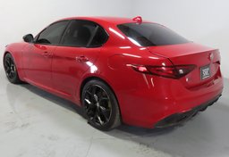 2020 Alfa Romeo Giulia SPORT - Image 7