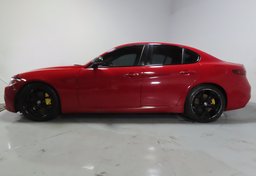 2020 Alfa Romeo Giulia SPORT - Image 10