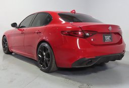 2020 Alfa Romeo Giulia SPORT - Image 6