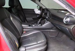 2020 Alfa Romeo Giulia SPORT - Image 19