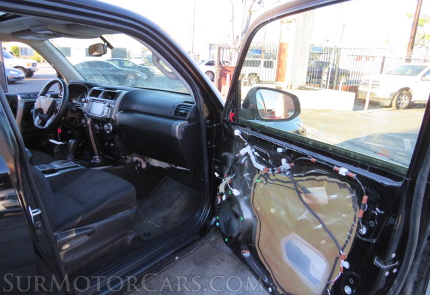 2015 Toyota 4Runner - Image 21