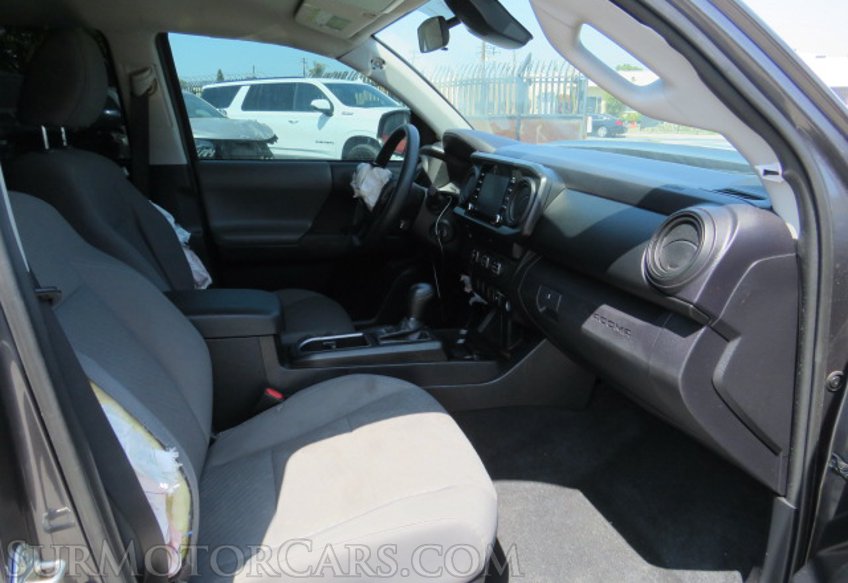 2020 Toyota Tacoma - Image 22