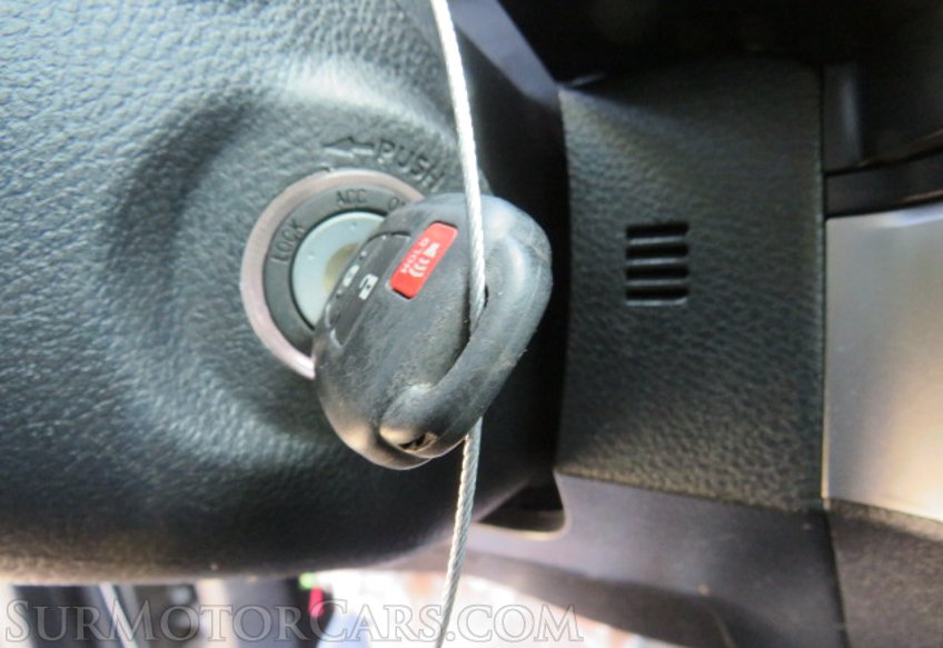 2020 Toyota Tacoma - Image 31