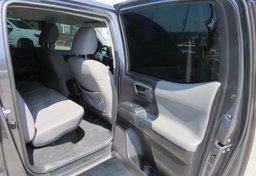 2020 Toyota Tacoma - Image 25