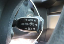 2020 Toyota Tacoma - Image 36