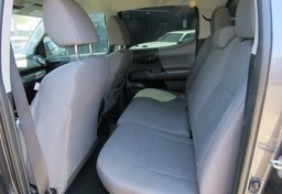 2020 Toyota Tacoma - Image 27