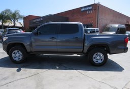 2020 Toyota Tacoma - Image 9