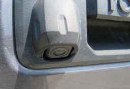 2020 Toyota Tacoma - Image 16