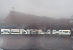 2015 GMC Sierra 2500HD available WiFi - Image 19