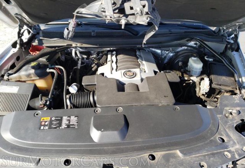 2015 Cadillac Escalade - Image 8