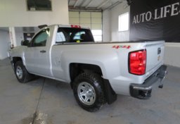 2015 Chevrolet Silverado 1500 - Image 9