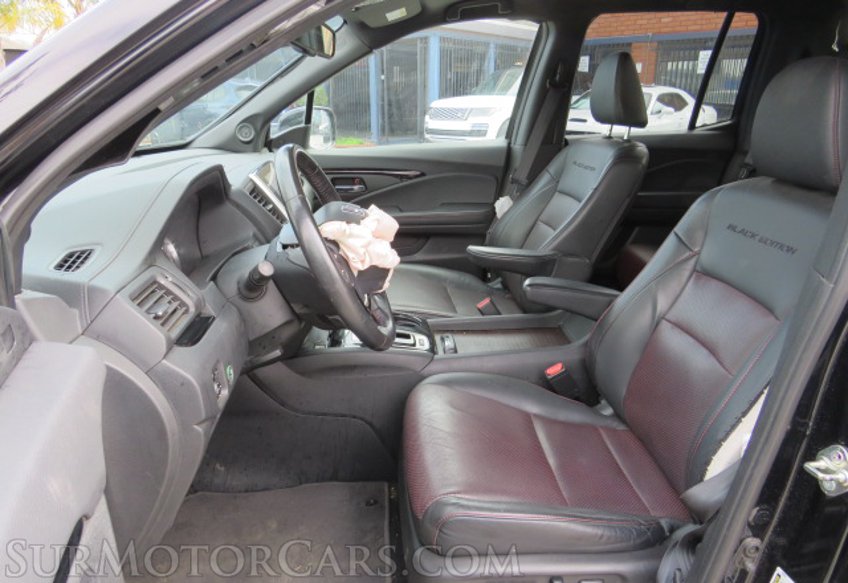 2017 Honda Ridgeline - Image 24