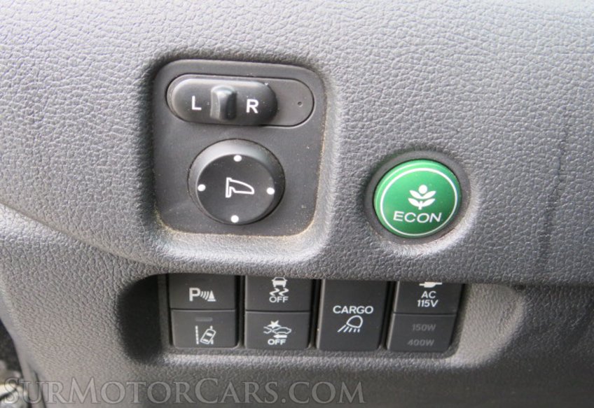 2017 Honda Ridgeline - Image 38