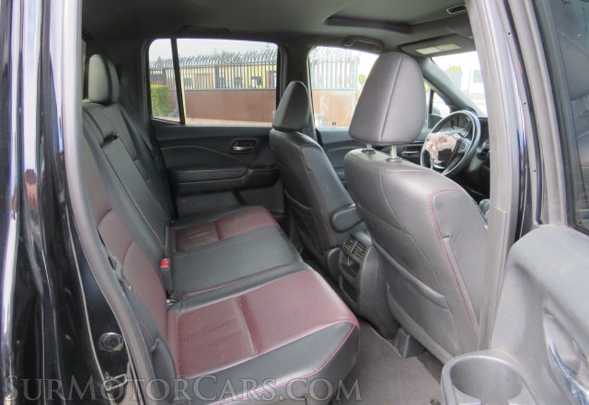 2017 Honda Ridgeline - Image 31