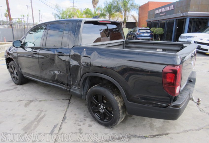 2017 Honda Ridgeline - Image 6