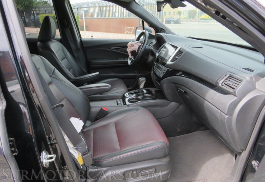 2017 Honda Ridgeline - Image 27