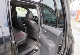 2017 Honda Ridgeline - Image 23