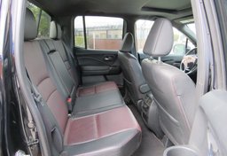 2017 Honda Ridgeline - Image 29