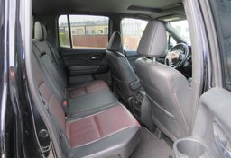 2017 Honda Ridgeline - Image 31