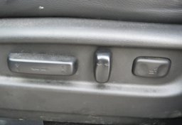 2017 Honda Ridgeline - Image 39