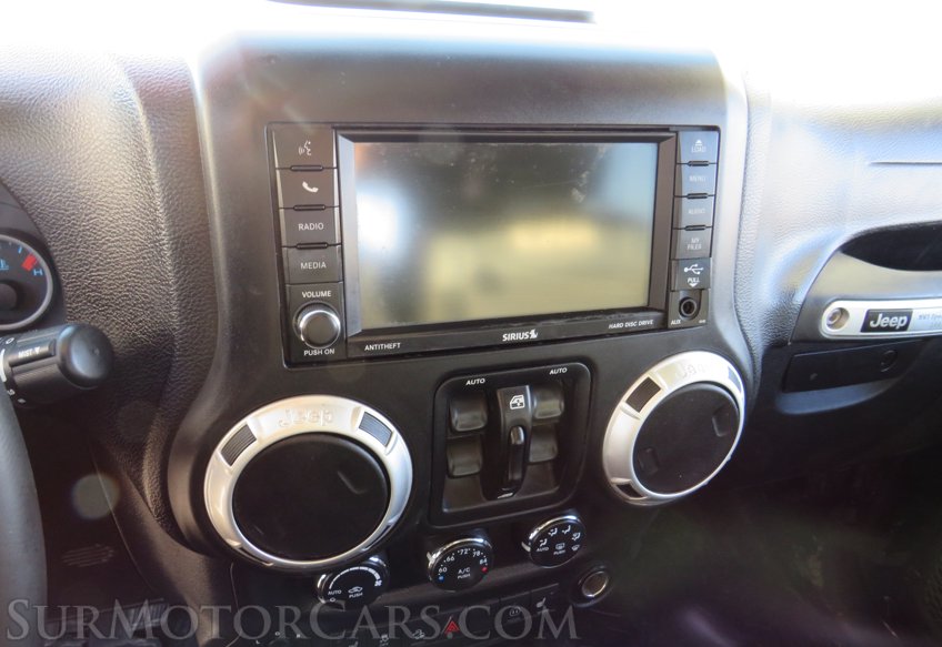 2012 Jeep Wrangler Unlimited - Image 36