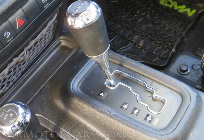 2012 Jeep Wrangler Unlimited - Image 42