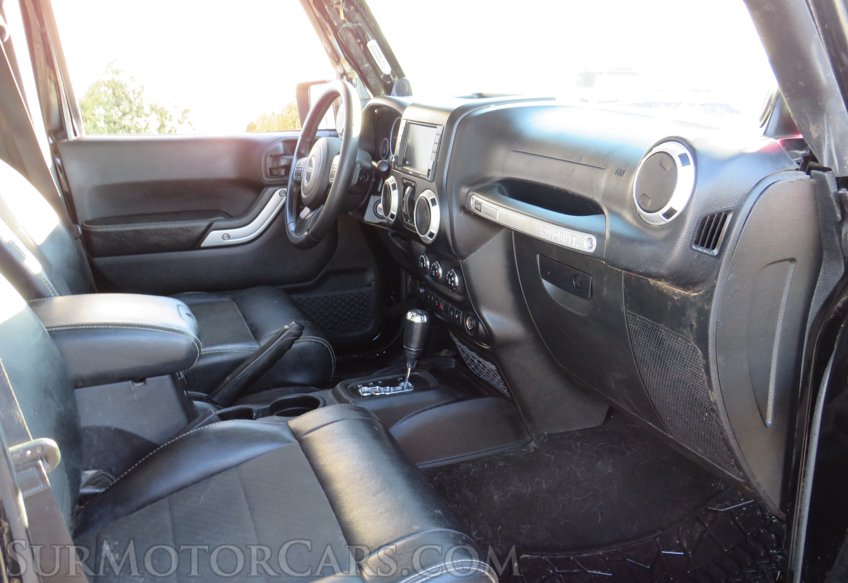 2012 Jeep Wrangler Unlimited - Image 24