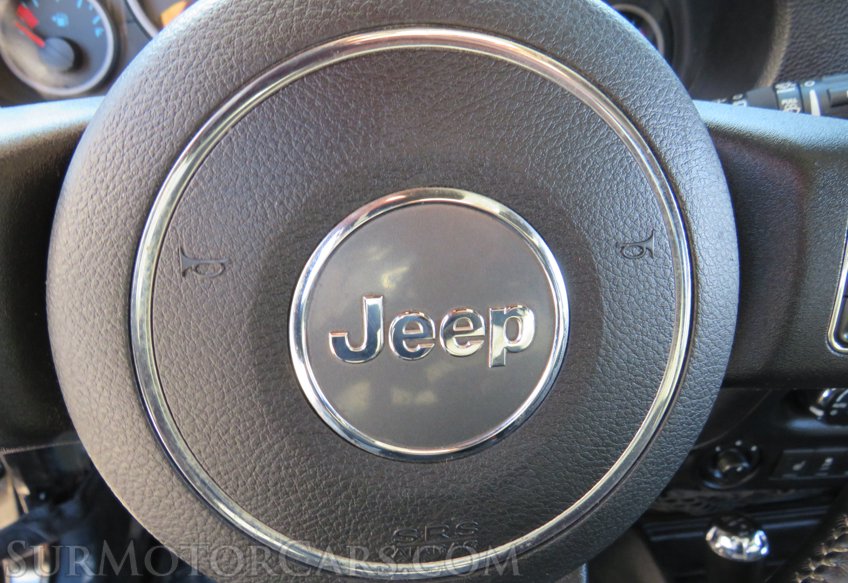 2012 Jeep Wrangler Unlimited - Image 35