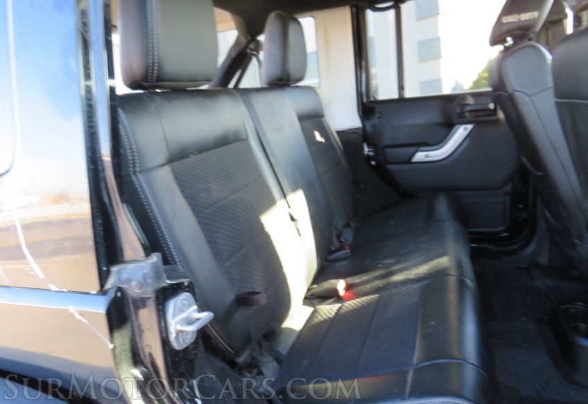 2012 Jeep Wrangler Unlimited - Image 29