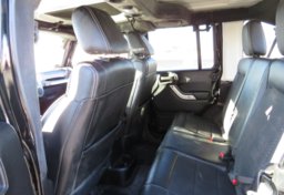 2012 Jeep Wrangler Unlimited - Image 27