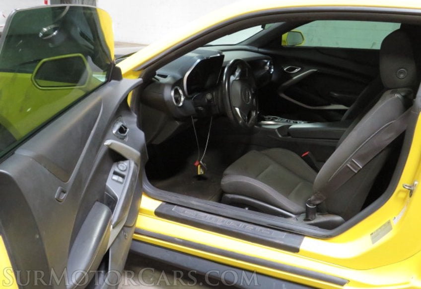 2017 Chevrolet Camaro - Image 21