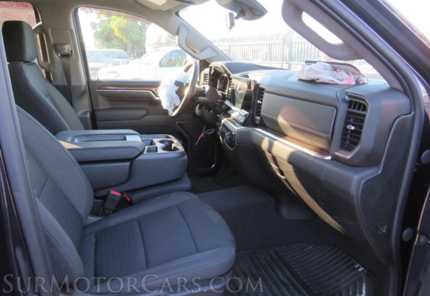 2022 Chevrolet Silverado 1500 - Image 30