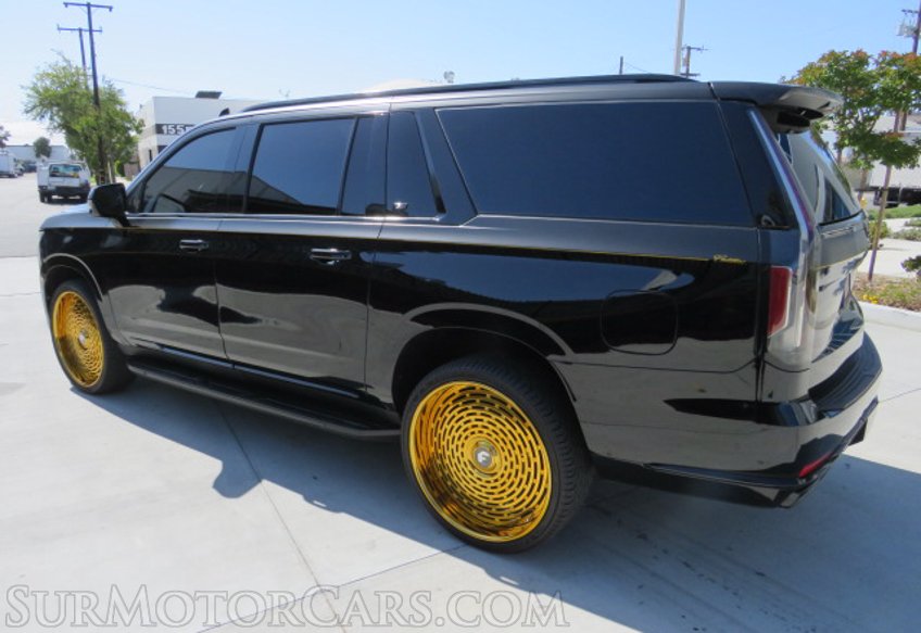 2021 Cadillac Escalade ESV - Image 9