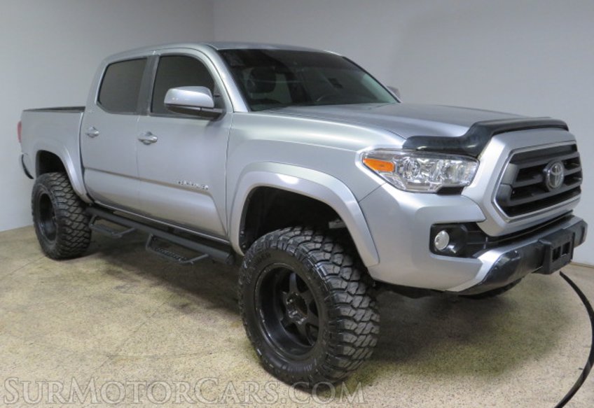2020 Toyota Tacoma - Image 2