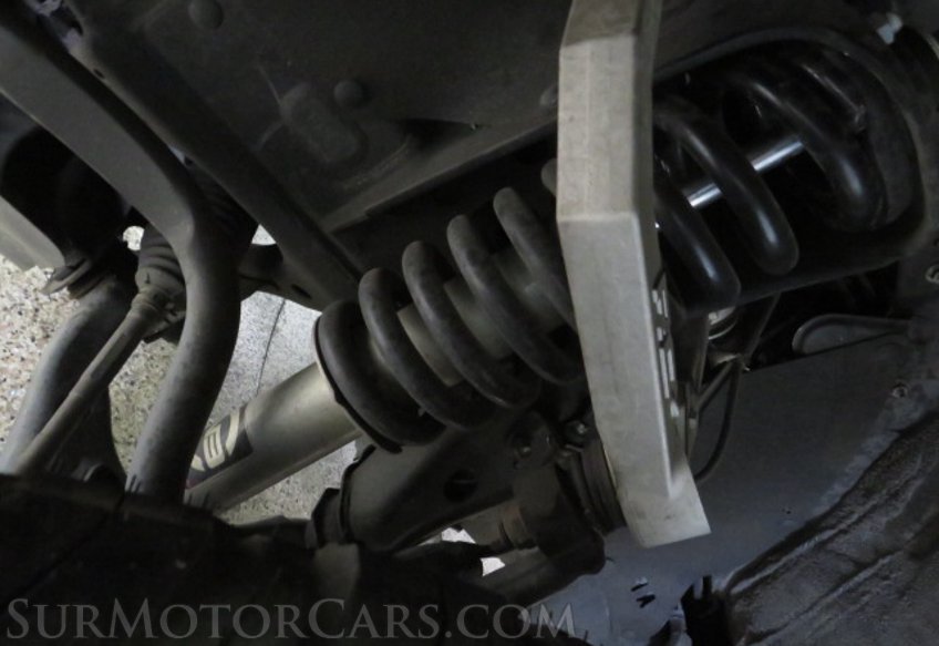 2020 Toyota Tacoma - Image 19