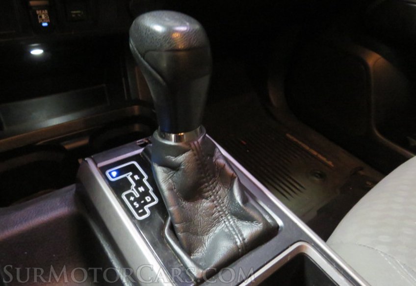 2020 Toyota Tacoma - Image 43