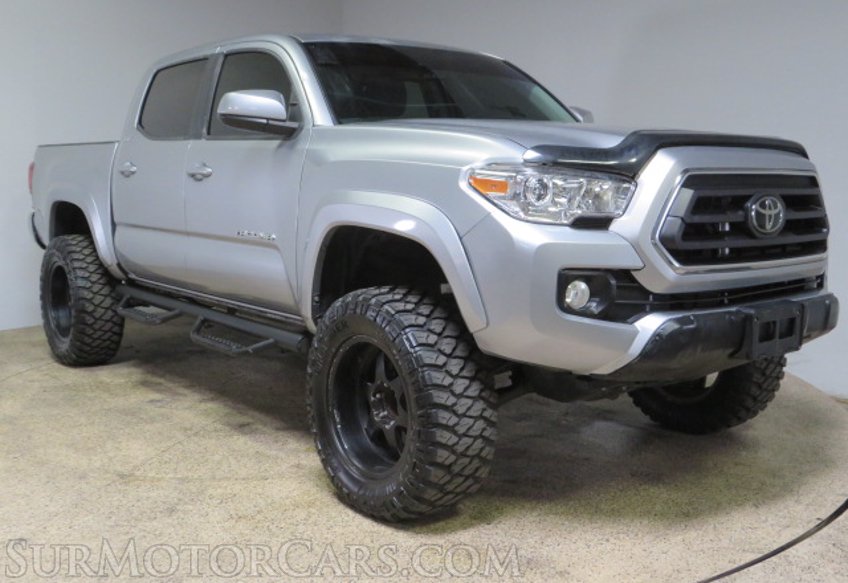 2020 Toyota Tacoma - Image 4