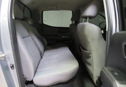 2020 Toyota Tacoma - Image 29