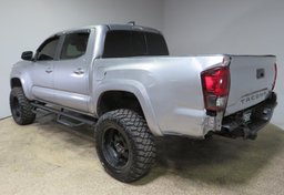 2020 Toyota Tacoma - Image 7