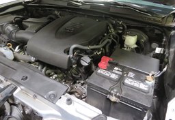 2020 Toyota Tacoma - Image 50