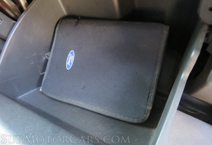 2017 Ford Transit Connect Van - Image 20