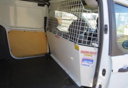2017 Ford Transit Connect Van - Image 19