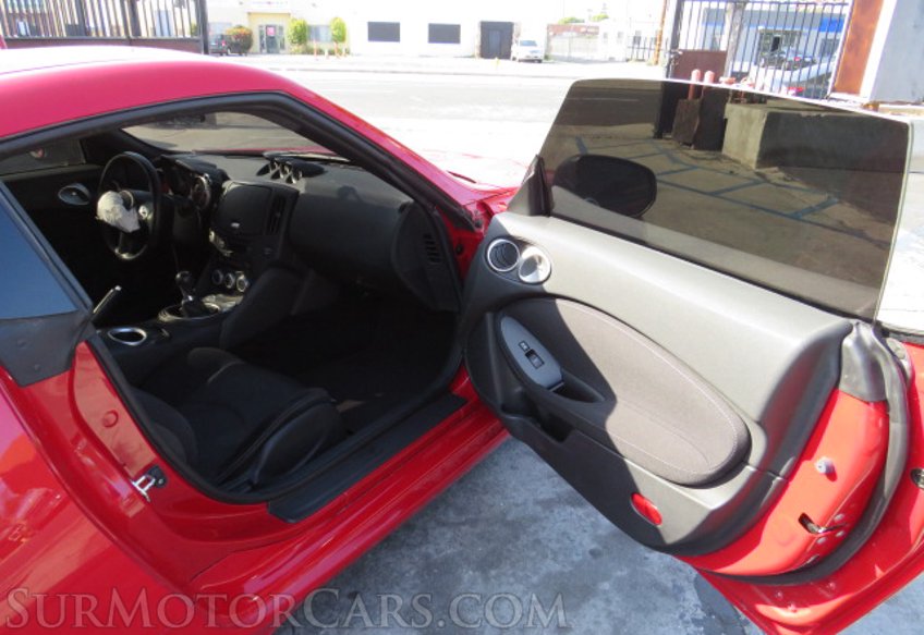 2017 Nissan 370Z - Image 20